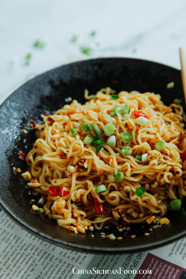 Hot Oyster Noodles